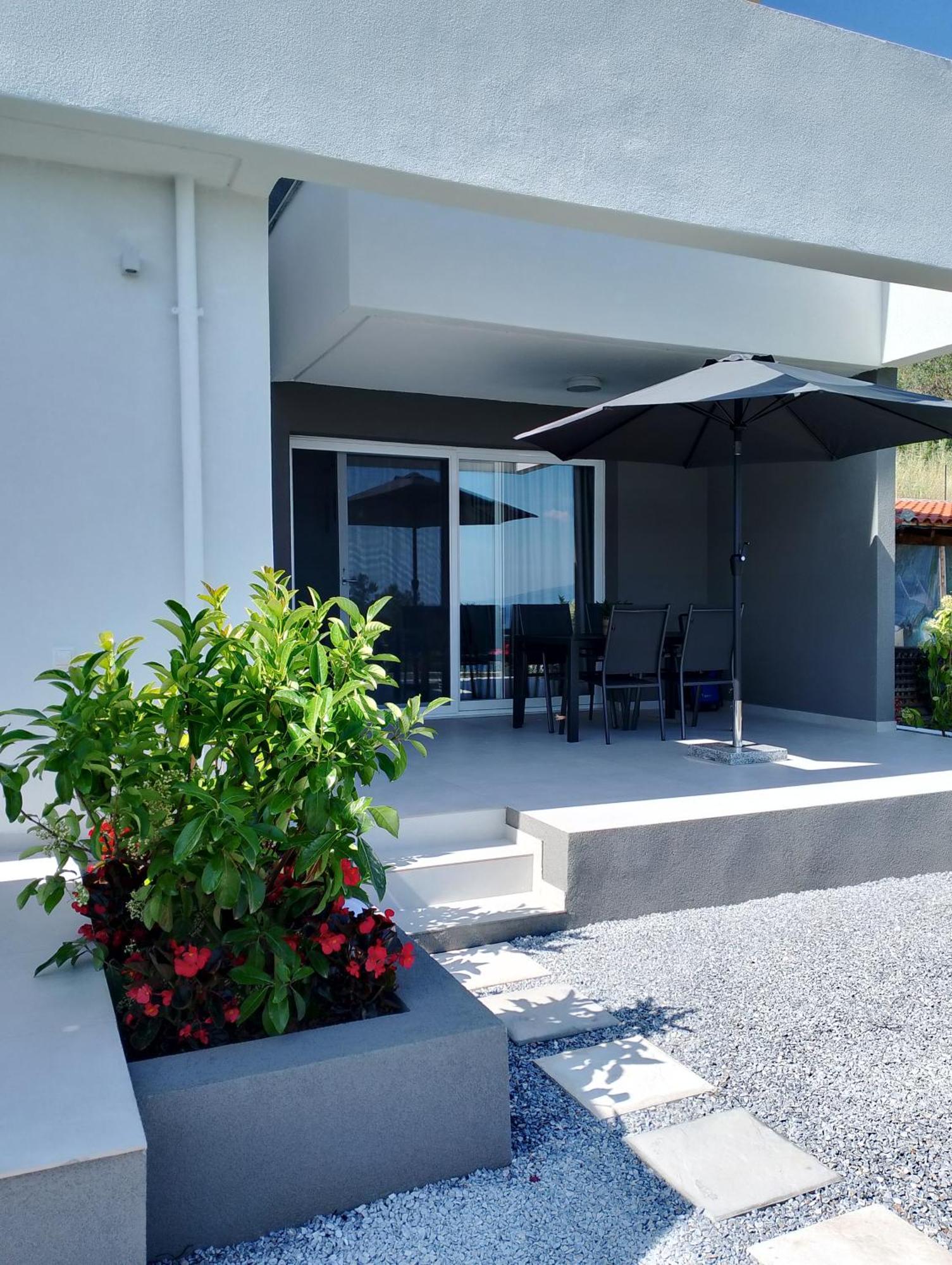 Aquarama Suites Nea Iraklitsa Exterior foto